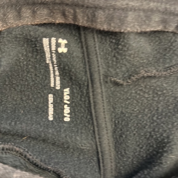 Under Armour Boys black hoodie - Picture 5 of 5